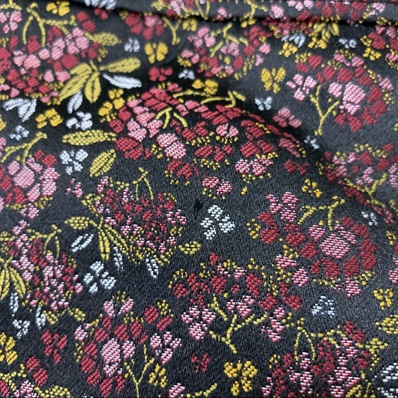 LOFT Black Jacquard Floral Print Skirt With Pockets Size‎ 6 - Picture 7 of 11